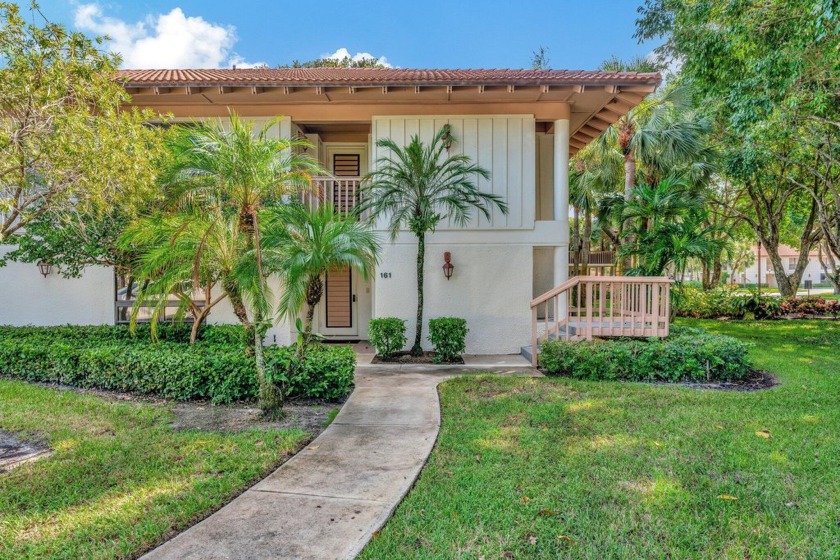 If you are looking for a first floor Golf Vila , priced right - Beach Condo for sale in Palm Beach Gardens, Florida on Beachhouse.com