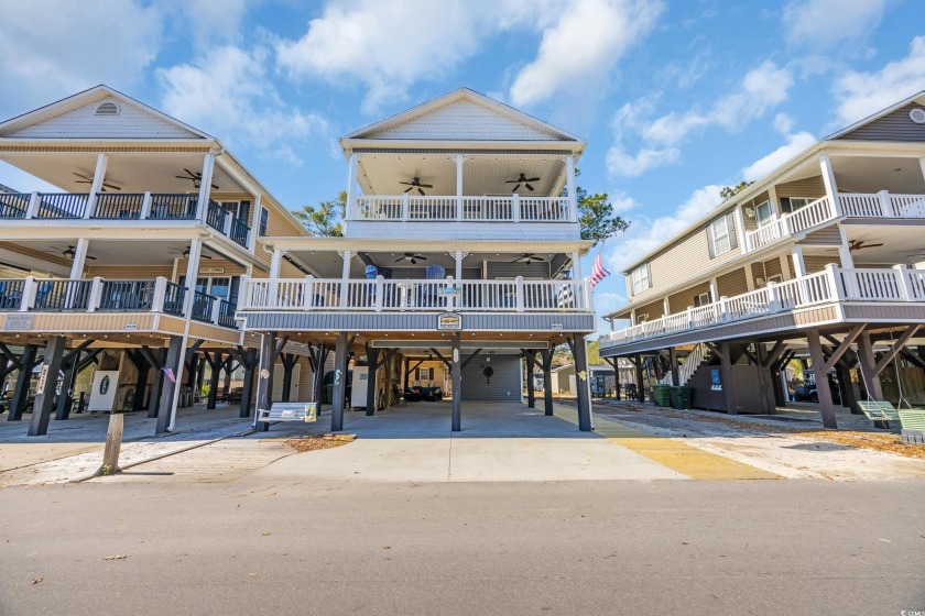 Straight shot to the ocean and close to all the fun. This beach - Beach Home for sale in Myrtle Beach, South Carolina on Beachhouse.com