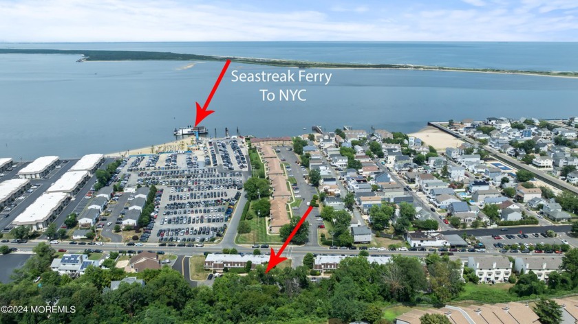 JUST STEPS TO THE SEASTREAK FERRY, HENRY HUDSON TRAIL, THE BEACH - Beach Condo for sale in Highlands, New Jersey on Beachhouse.com