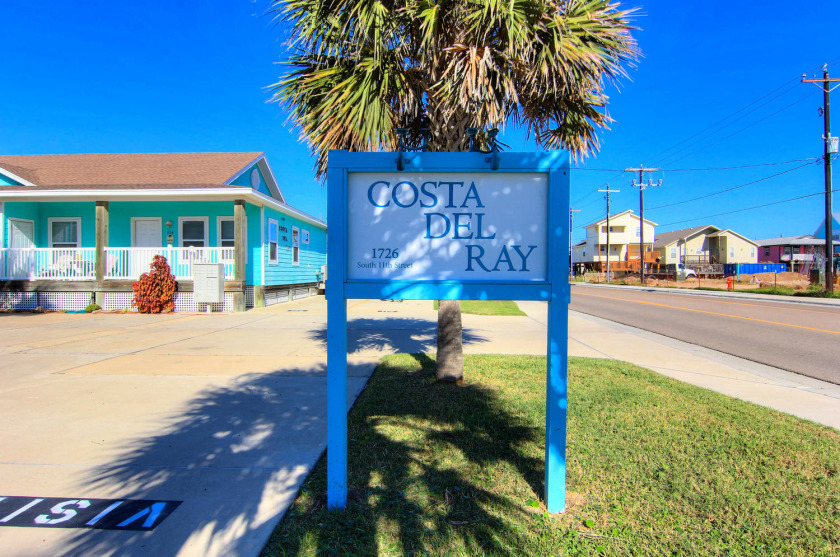 Coastal Chic, a Pet Friendly Retreat with a Sparkling Pool - Beach Vacation Rentals in Port Aransas, Texas on Beachhouse.com