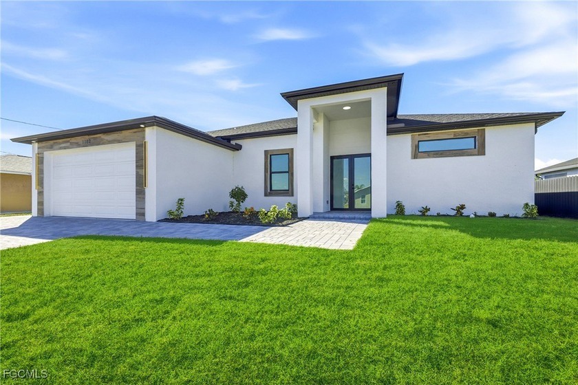 Located in a prime central Cape Coral location, this residence - Beach Home for sale in Cape Coral, Florida on Beachhouse.com