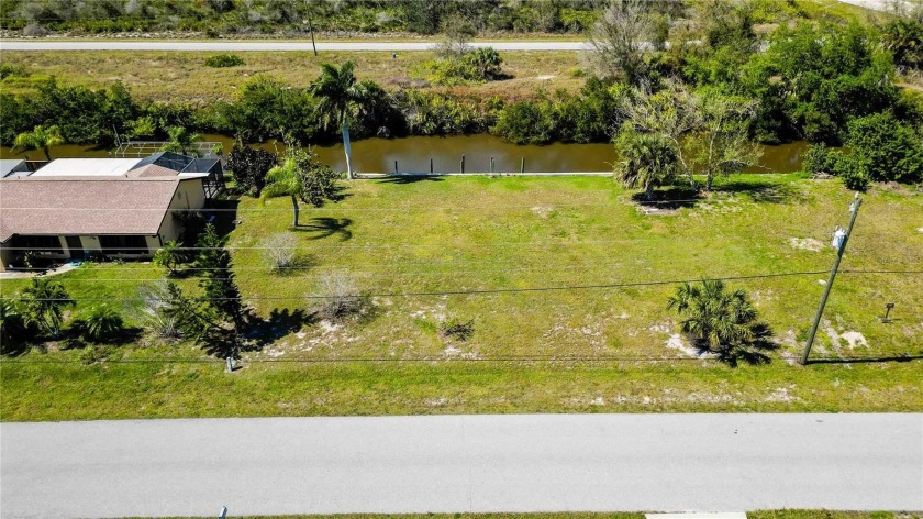 Water front property on Peace River in sought after Harbour - Beach Lot for sale in Punta Gorda, Florida on Beachhouse.com