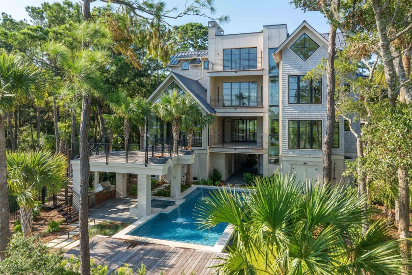 Located beyond the Vanderhorst gate, this 5,600+ square foot - Beach Home for sale in Kiawah Island, South Carolina on Beachhouse.com