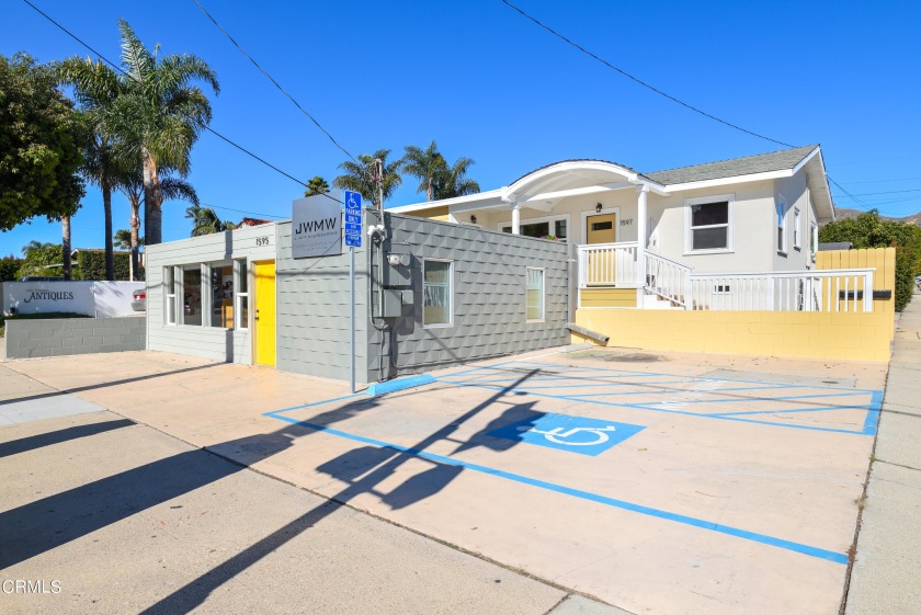 Great Investment Opportunity! Nothing like this on the market in - Beach Home for sale in Ventura, California on Beachhouse.com