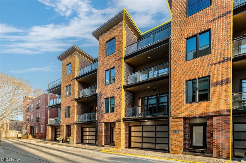 One of THE most luxurious and spacious newly built townhomes on - Beach Townhome/Townhouse for sale in Cleveland, Ohio on Beachhouse.com