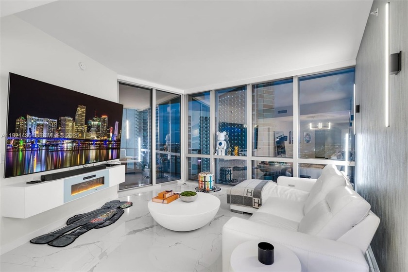 Welcome to Paramount Miami Worldcenter--home to the most - Beach Condo for sale in Miami, Florida on Beachhouse.com