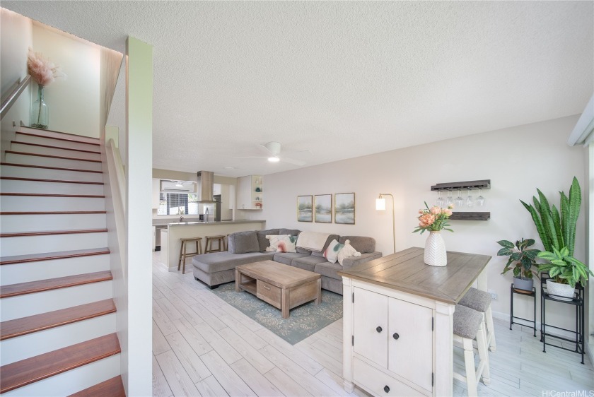 Welcome to Aikahi Gardens, a desirable community less than a - Beach Condo for sale in Kailua, Hawaii on Beachhouse.com