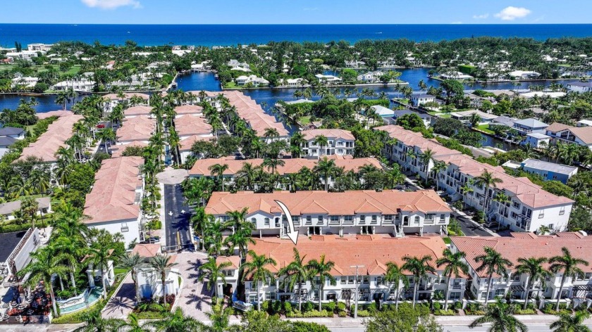 Welcome to this stunning 2-story townhome located in a - Beach Townhome/Townhouse for sale in Boynton Beach, Florida on Beachhouse.com