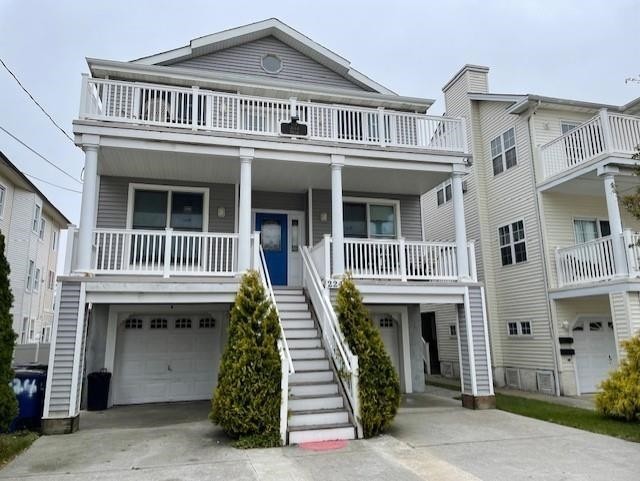 This TURN KEY wonderful  200 EAST BLOCK, First FLOOR condo is - Beach Condo for sale in Wildwood, New Jersey on Beachhouse.com