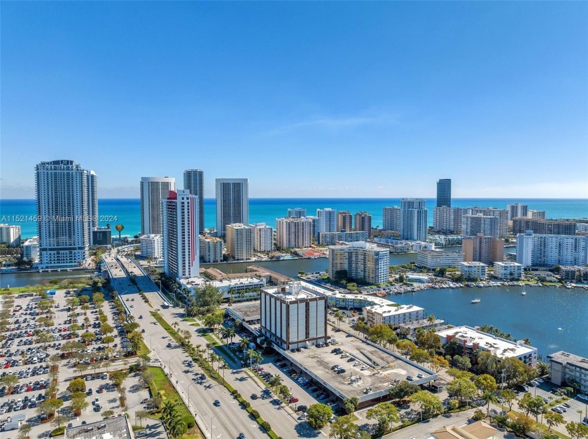 Very successful Business Restaurant FOR SALE: Easy to show - Beach Commercial for sale in Hallandale Beach, Florida on Beachhouse.com