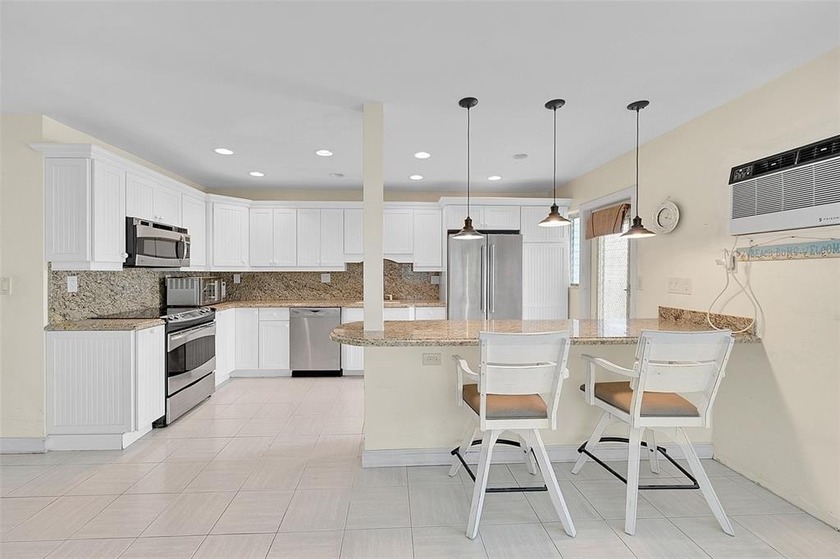 1st FLOOR CORNER UNIT WITH POOLSIDE VIEWS. 1 BLOCK TO OCEAN - Beach Condo for sale in Pompano Beach, Florida on Beachhouse.com