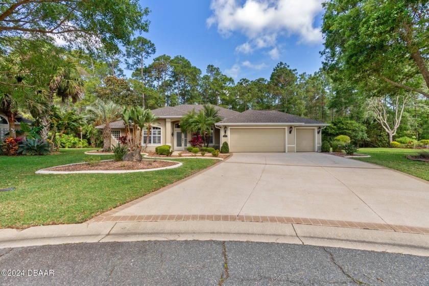 Gorgeous pool home nestled on an oversized, totally private lot - Beach Home for sale in Ormond Beach, Florida on Beachhouse.com