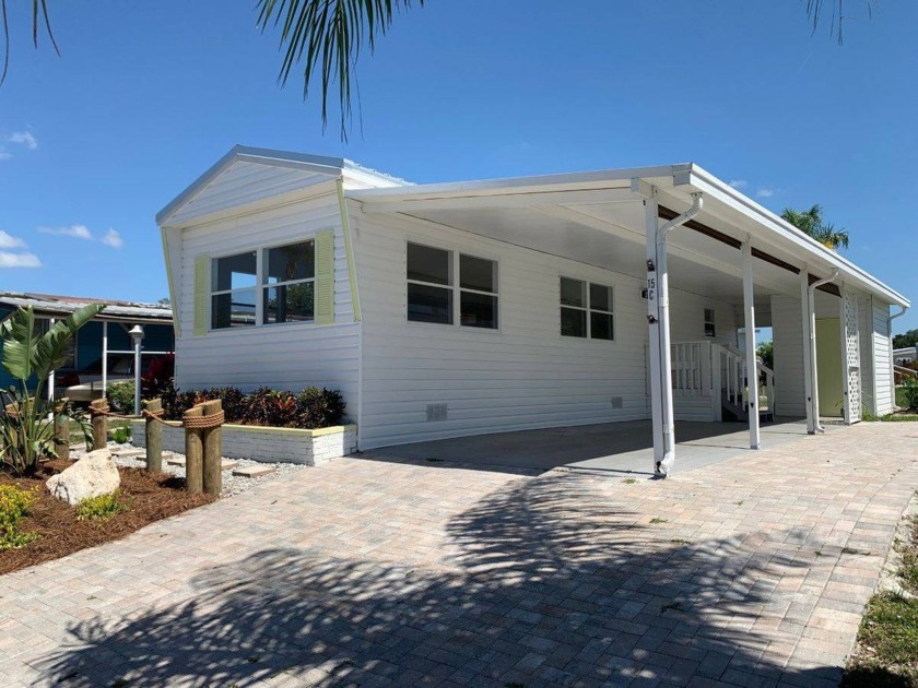 Discover the charm of this delightful 1 bed, 1 bath manufactured - Beach Home for sale in Punta Gorda, Florida on Beachhouse.com