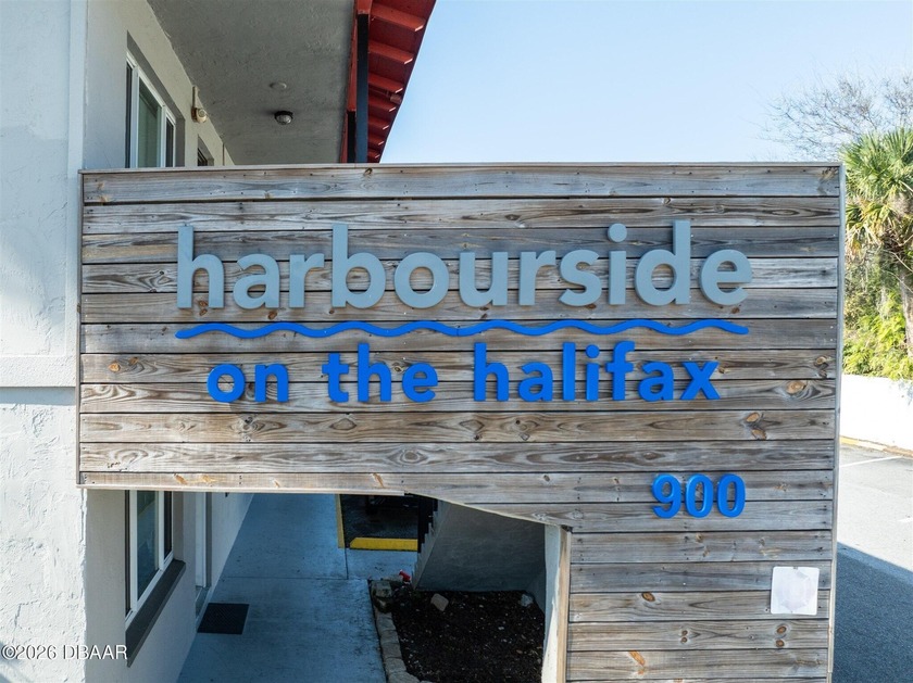 Just a couple of blocks from the beach, this 2-bedroom, 2-bath - Beach Condo for sale in Daytona Beach, Florida on Beachhouse.com