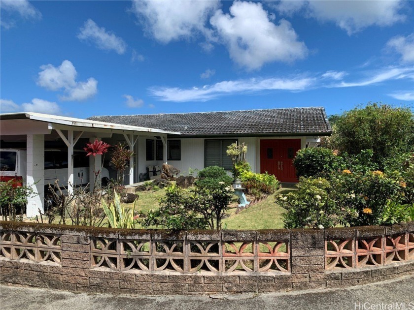 Homes in the HALE KOU neighborhood of Kaneohe are seldom - Beach Home for sale in Kaneohe, Hawaii on Beachhouse.com