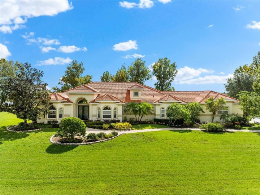 Introducing a completely custom-built home of over 4,500 square - Beach Home for sale in Bradenton, Florida on Beachhouse.com