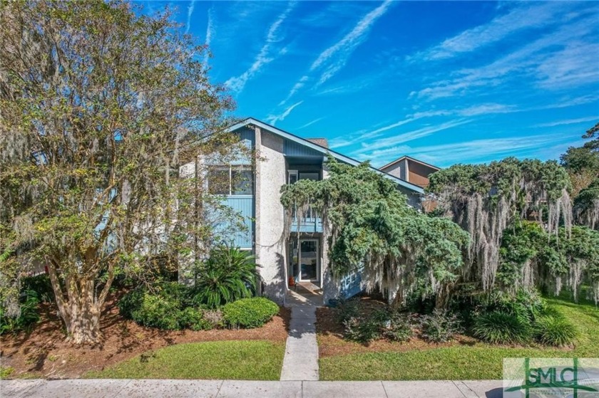 Discover the top-floor, end unit condo featuring three bedrooms - Beach Condo for sale in Savannah, Georgia on Beachhouse.com