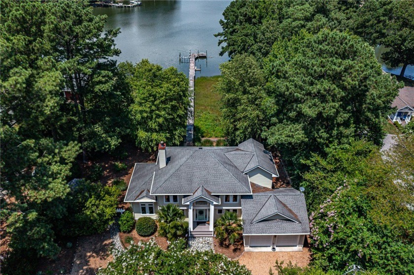 DRASTIC PRICE REDUCTION FOR IMMEDIATE SALE. Fabulous views on - Beach Home for sale in Kilmarnock, Virginia on Beachhouse.com