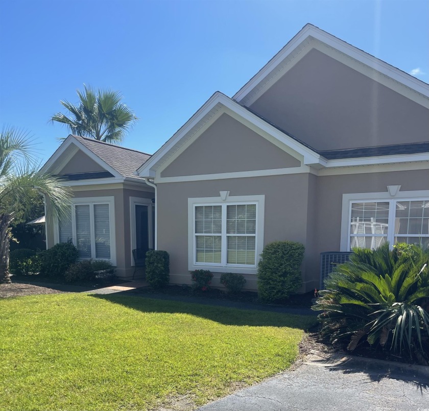 Welcome to this Spacious RENOVATED 3 bedroom/2 bath Ranch Style - Beach Condo for sale in Myrtle Beach, South Carolina on Beachhouse.com
