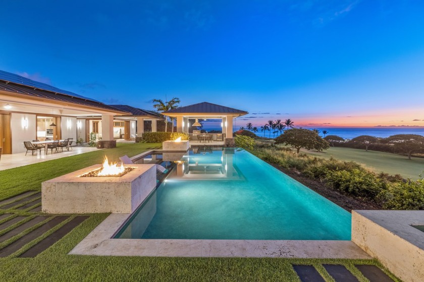 Hokuli'a 116 stands as a truly remarkable residence along the - Beach Home for sale in Kealakekua, Hawaii on Beachhouse.com