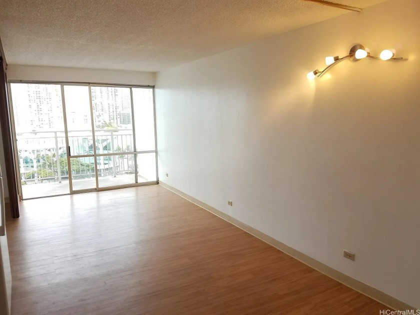 This highly desirable and affordable condo at 1655 Makaloa - Beach Condo for sale in Honolulu, Hawaii on Beachhouse.com