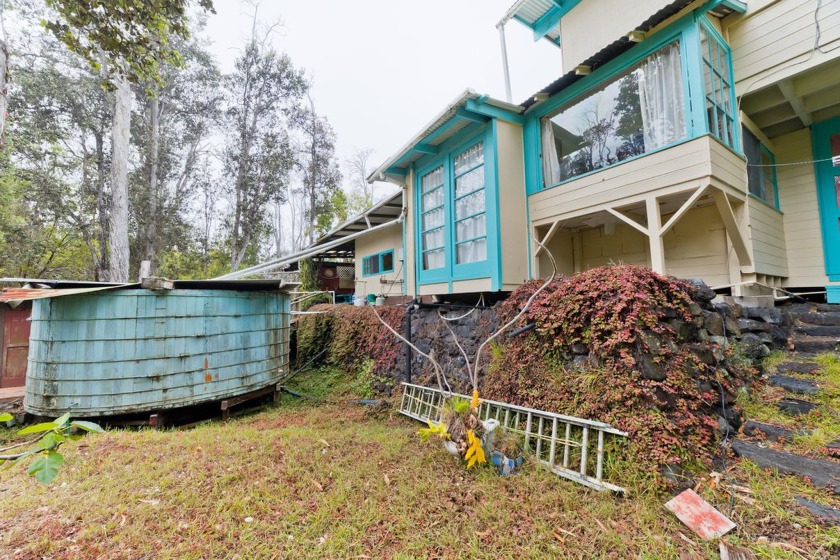 Discover the beauty of off-grid living in this secluded - Beach Lot for sale in Ocean View, Hawaii on Beachhouse.com