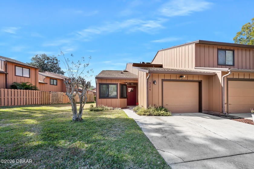 Welcome to 324 Park Place W in beautiful Ormond Beach, where - Beach Home for sale in Ormond Beach, Florida on Beachhouse.com