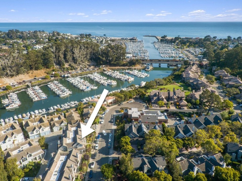 Seas your opportunity to live the best of coastal life by the - Beach Townhome/Townhouse for sale in Santa Cruz, California on Beachhouse.com