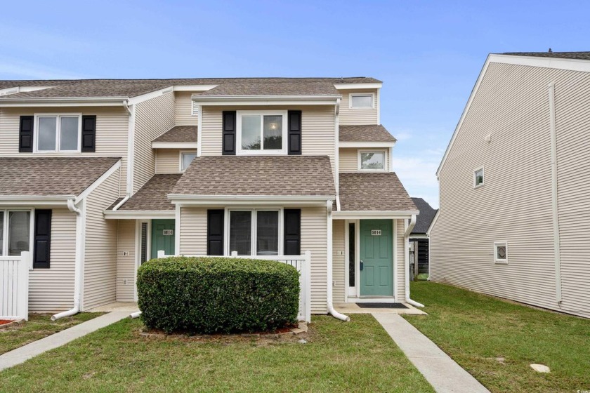 Second floor End Unit in the popular Surfside Beach Deerfield - Beach Condo for sale in Surfside Beach, South Carolina on Beachhouse.com