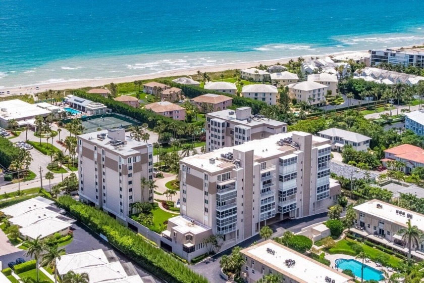 Opportunity is knocking in this well cared for 3 bedroom condo - Beach Condo for sale in Delray Beach, Florida on Beachhouse.com