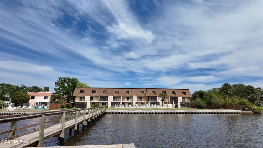 Freshly painted and updated interior on this Fantastic GROUND - Beach Condo for sale in Daytona Beach, Florida on Beachhouse.com