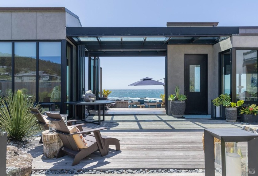 Experience coastal luxury with this ultra-custom 3-bed, 3.5-bath - Beach Home for sale in Sea Ranch, California on Beachhouse.com