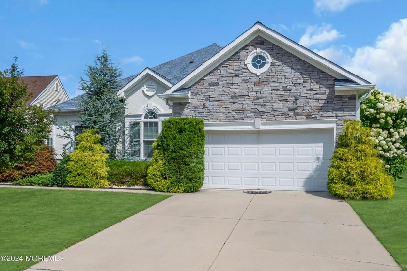 Discover elegance in this 2,291 sq. ft. open floor plan home - Beach Home for sale in Waretown, New Jersey on Beachhouse.com