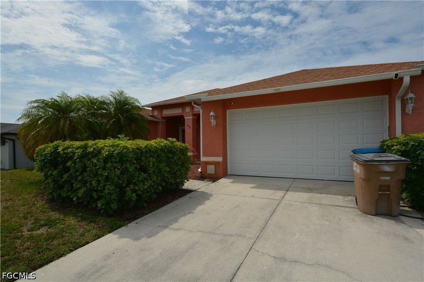 PRIME LOCATION !!! This immaculate home is in the Palmetto Pines - Beach Home for sale in Cape Coral, Florida on Beachhouse.com