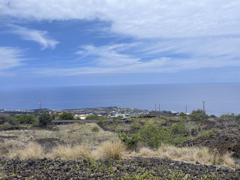 Million Dollar Ocean & Sunset Views. Build your dream house on 1 - Beach Lot for sale in Captain Cook, Hawaii on Beachhouse.com