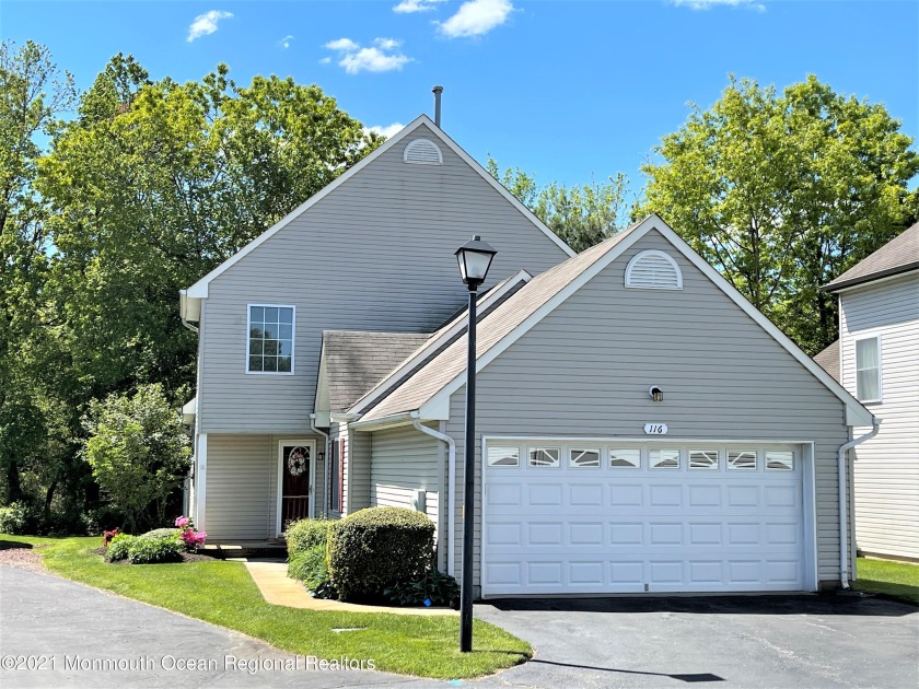 This is it!  A beautiful 3 bedroom 3 bath 2 car garage home in - Beach Home for sale in Toms River, New Jersey on Beachhouse.com