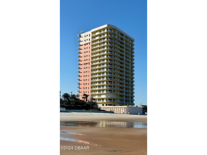 FULLY  FURNISHED, DIRECT OCEANFRONT 3 bed/3 bath, 15th floor - Beach Condo for sale in Daytona Beach, Florida on Beachhouse.com