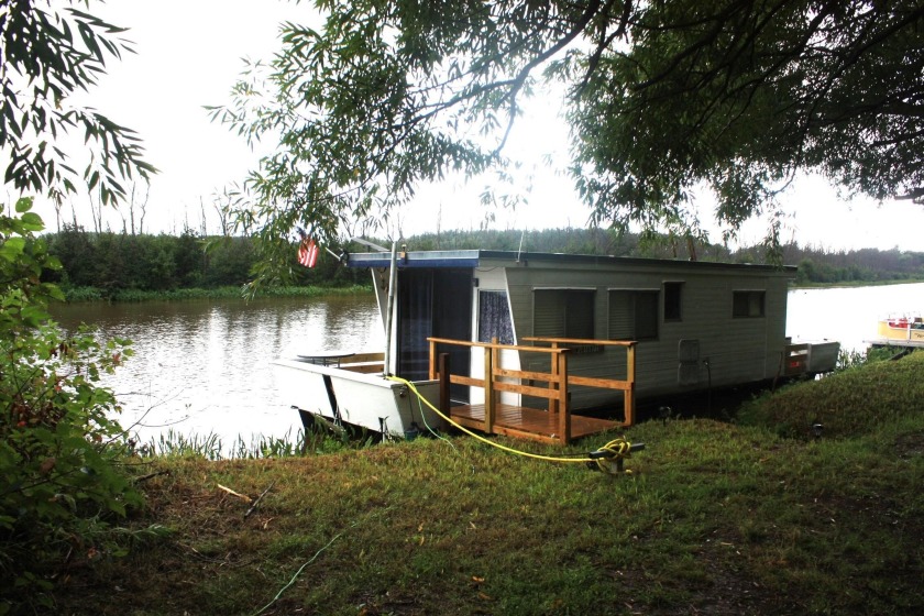 Discover this exceptional river lot offering approximately 300' - Beach Lot for sale in Superior, Wisconsin on Beachhouse.com