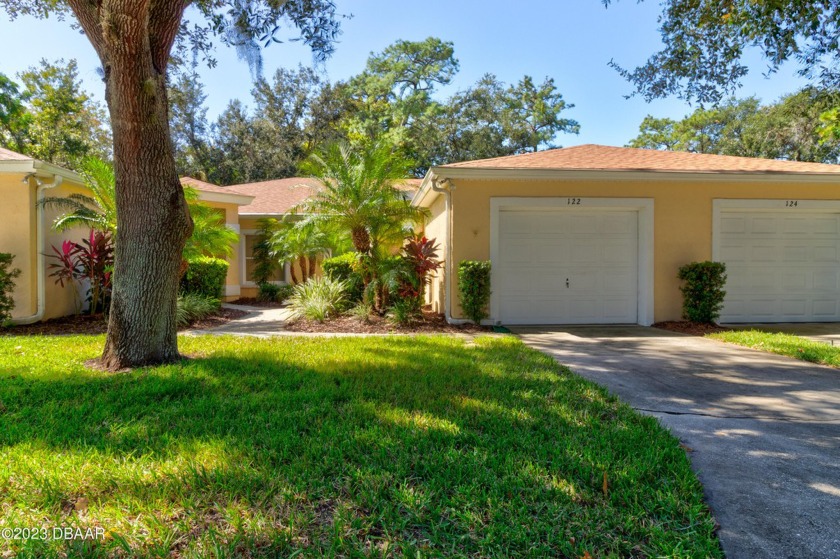 This is a golfer's dream! Perfectly maintained golf villa - Beach Home for sale in New Smyrna Beach, Florida on Beachhouse.com