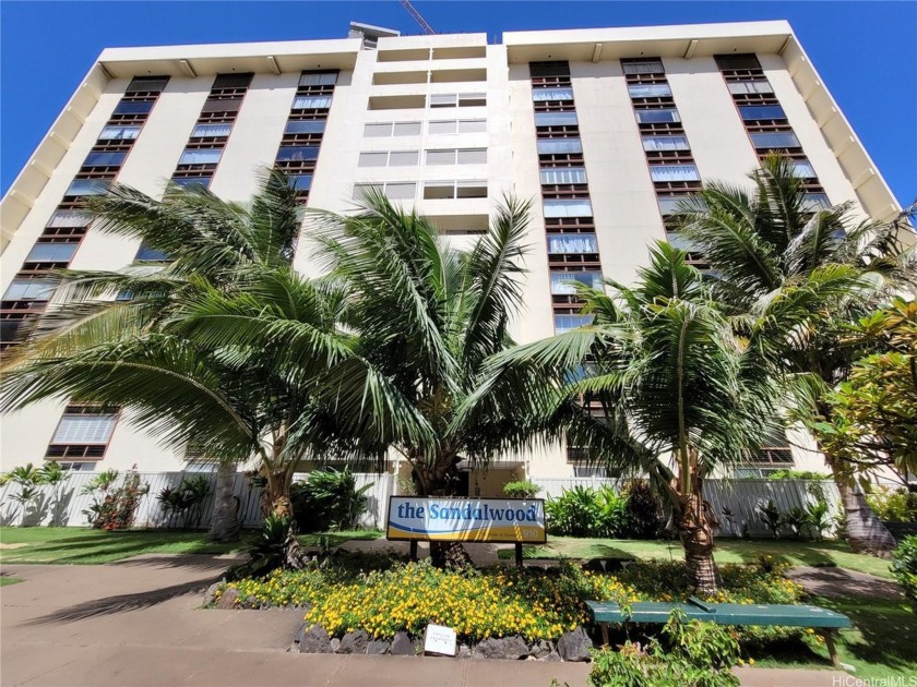 This beautiful home has had a recent renovation with new paint - Beach Condo for sale in Honolulu, Hawaii on Beachhouse.com