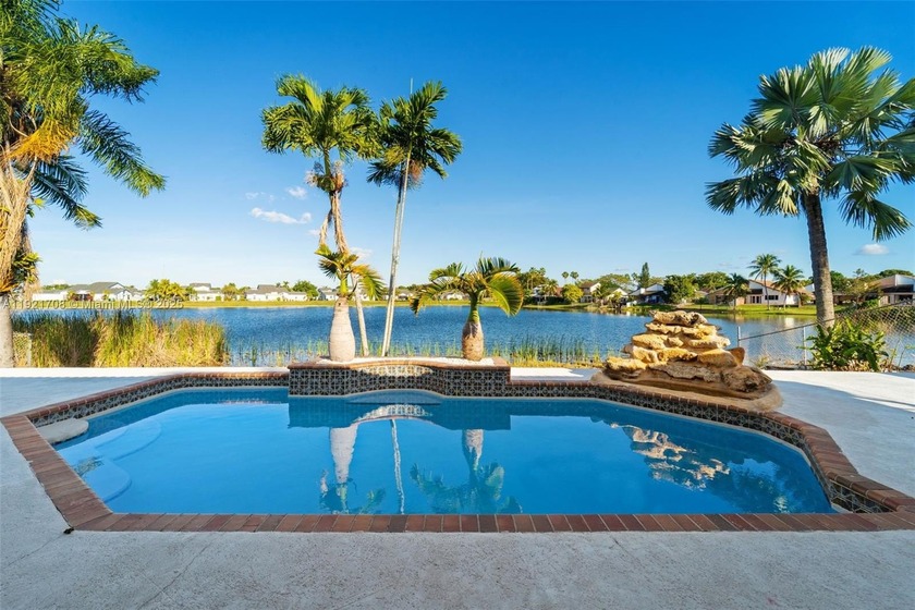 Wonderful LAKEFRONT home with a POOL on almost half an acre!--A - Beach Home for sale in Miami, Florida on Beachhouse.com