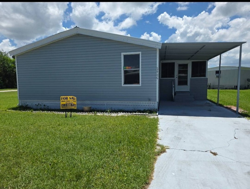 This beautifully updated 3 bedroom, two-bath home offers a - Beach Home for sale in Ruskin, Florida on Beachhouse.com