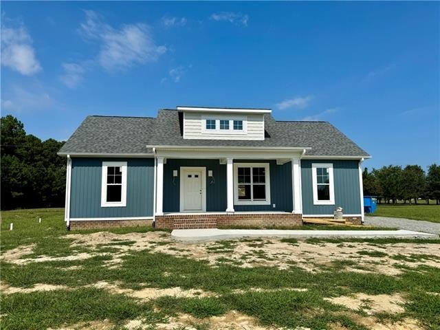 October 2024 completion for this Northern Neck New Construction - Beach Home for sale in Heathsville, Virginia on Beachhouse.com