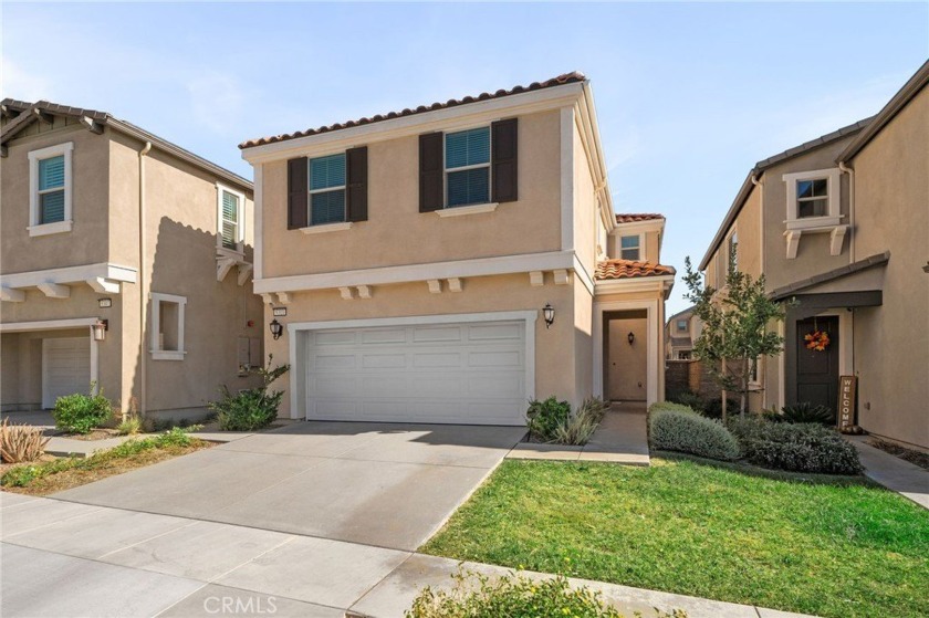 This charming home in the Shady Trails community of Fontana, CA - Beach Home for sale in Fontana, California on Beachhouse.com