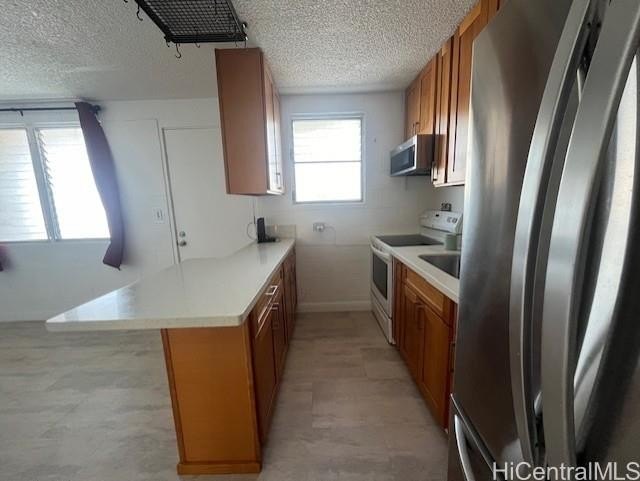 Cozy and modernized 1 bedroom unit with washer/dryer and water - Beach Condo for sale in Honolulu, Hawaii on Beachhouse.com