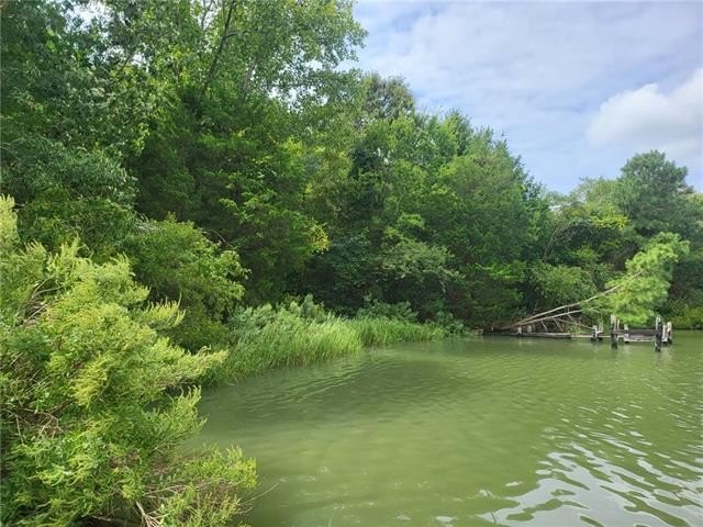 York Co VA Waterfront! 2.71 +/- acres on wide portion of Chisman - Beach Acreage for sale in Yorktown, Virginia on Beachhouse.com