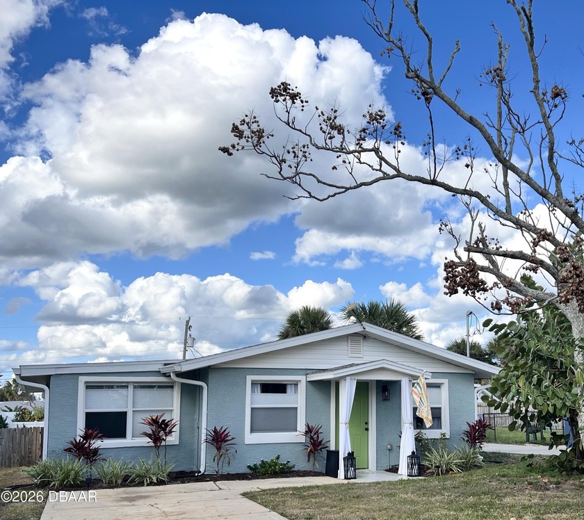 Welcome to your Dream Beachside Bungalow Nestled perfectly - Beach Home for sale in Ormond Beach, Florida on Beachhouse.com