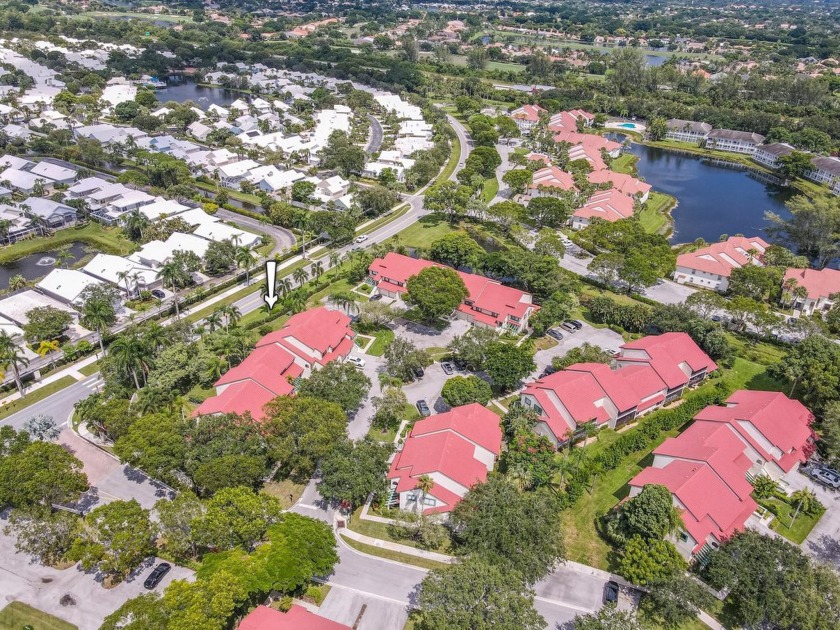 This beautifully updated home boasts over $130k in renovations - Beach Condo for sale in Palm Beach Gardens, Florida on Beachhouse.com