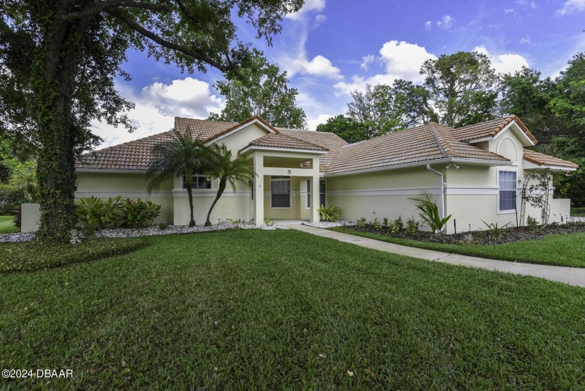 Gated Breakaway community. Immaculate 3 bedroom. 2 and a half - Beach Home for sale in Ormond Beach, Florida on Beachhouse.com