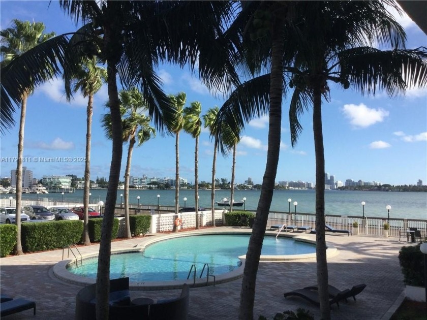 Beautiful large 1 bedroom apt with tiled floors throughout in - Beach Condo for sale in North Bay Village, Florida on Beachhouse.com